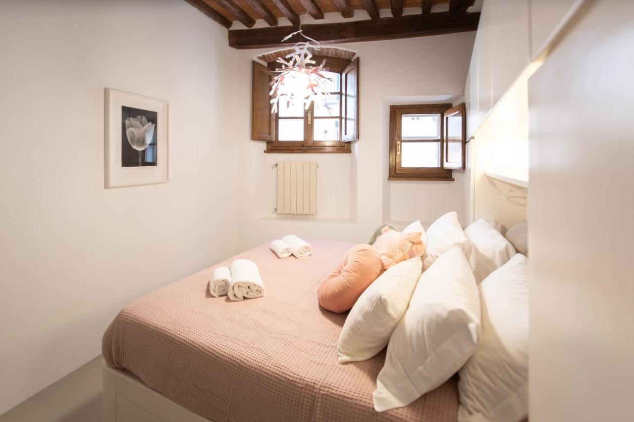 La Corticella Luxury Suite, With Terrace Lucca Exteriör bild
