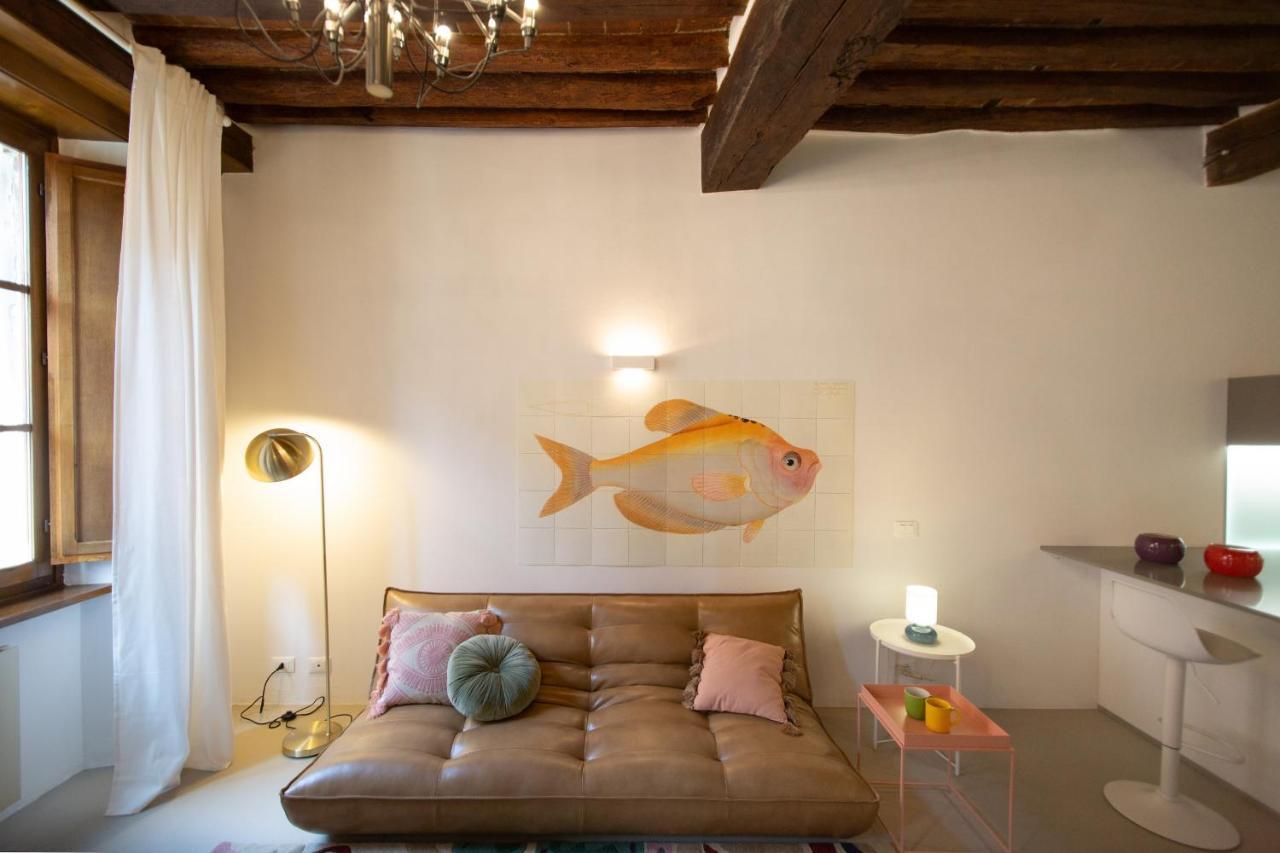 La Corticella Luxury Suite, With Terrace Lucca Exteriör bild