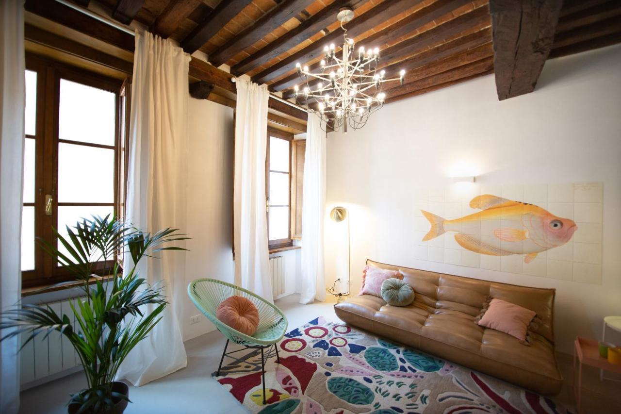 La Corticella Luxury Suite, With Terrace Lucca Exteriör bild