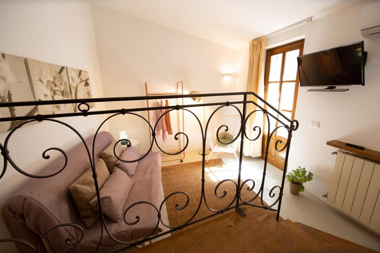 La Corticella Luxury Suite, With Terrace Lucca Exteriör bild